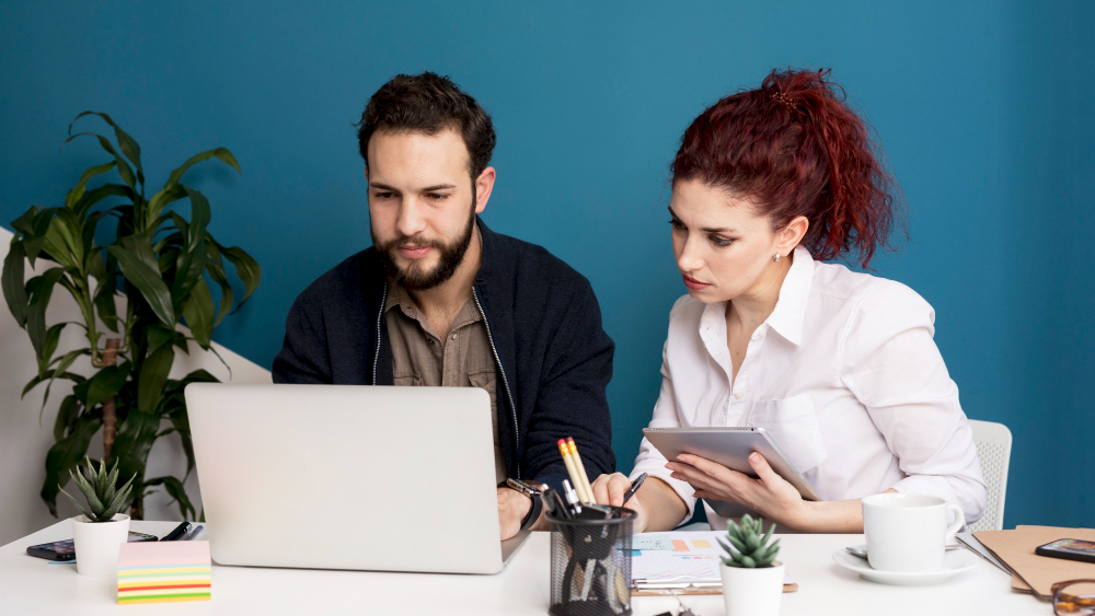 Guest posting outreach and editorial backlink strategy
